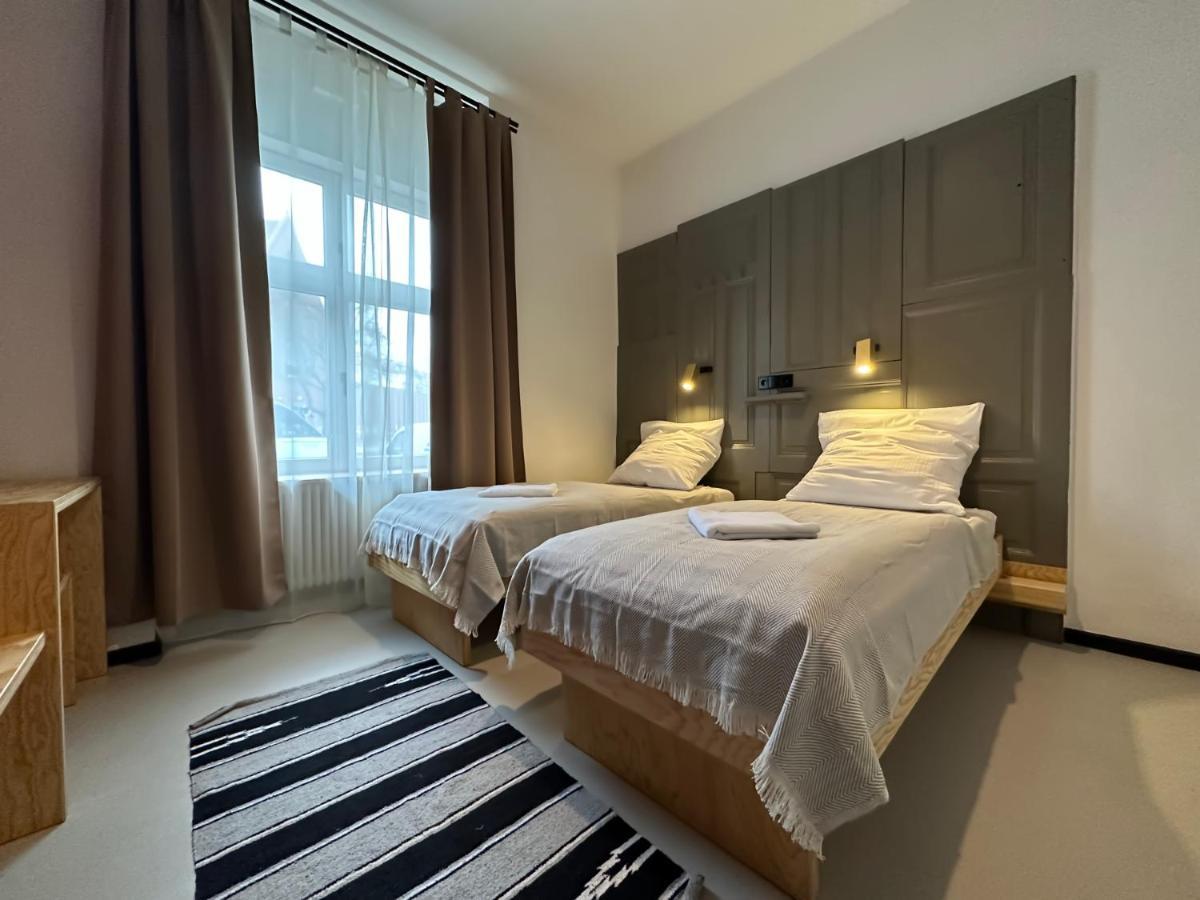 Double or Twin Room Bathroom
